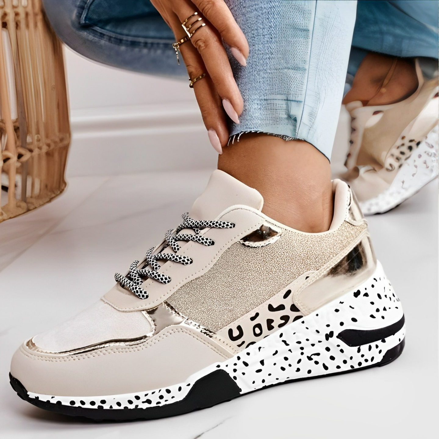 Delora sneakersy dla ortopedycznego komfortu