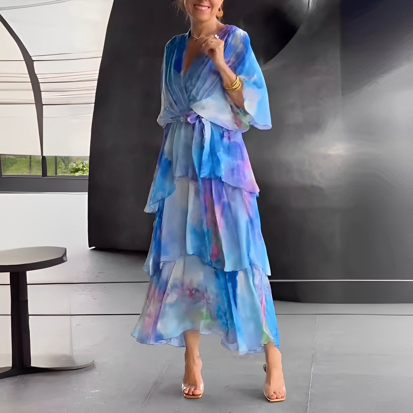 Felisha - Elegancka długa sukienka z nadrukiem