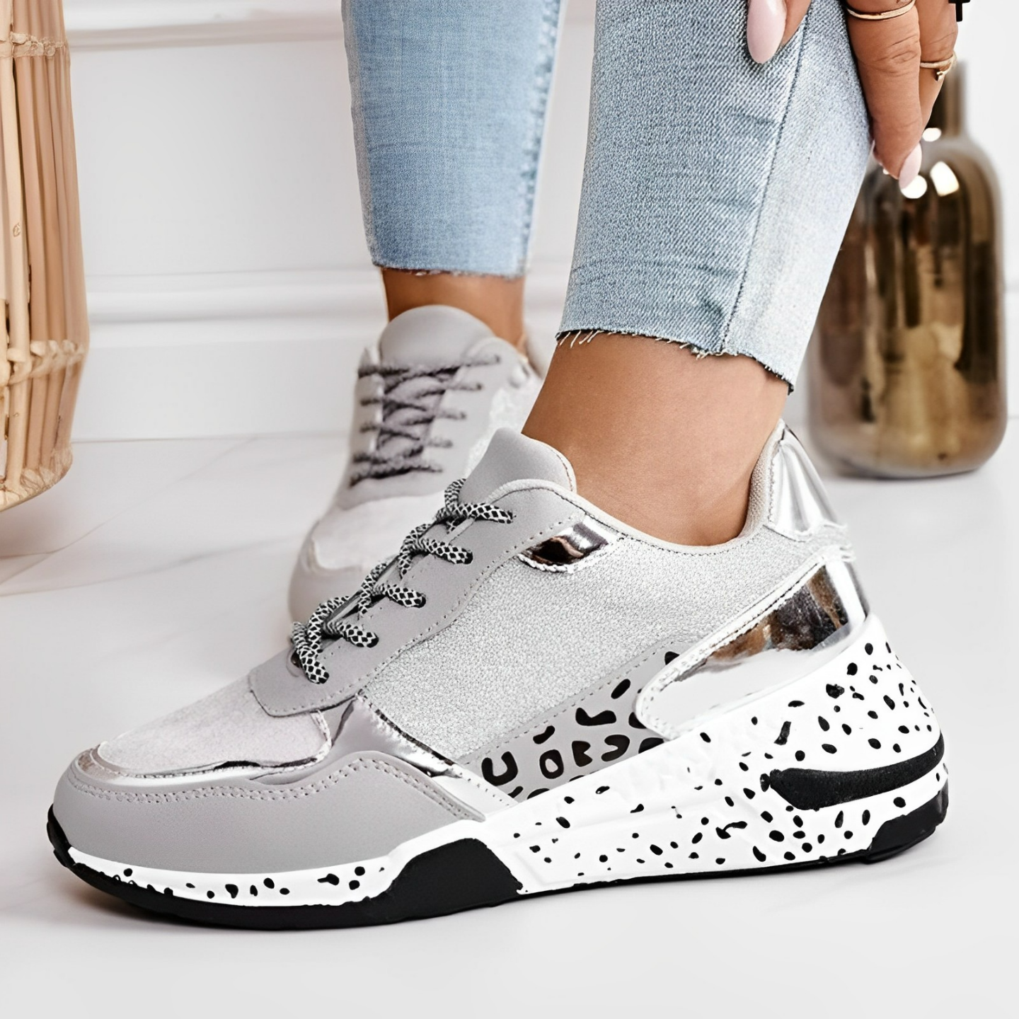 Delora sneakersy dla ortopedycznego komfortu
