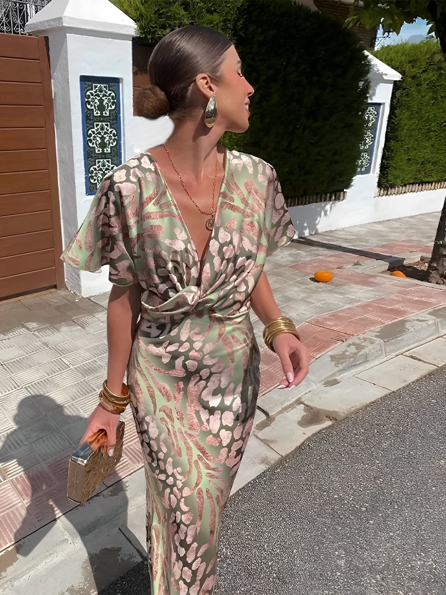 Calista - Elegancka sukienka ze skręconym dekoltem w V