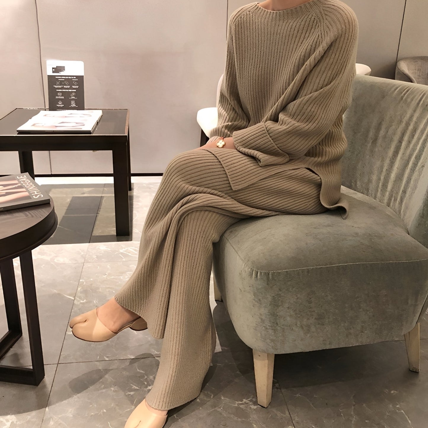 Christine - Luźno dziany zestaw sweter i spodnie dla kobiet