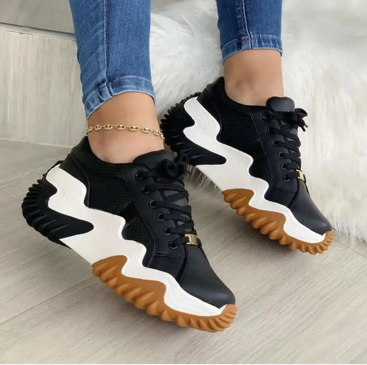 Kasia - Ortopedyczne skórzane sneakersy z patchworkiem