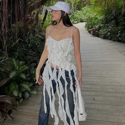 Anona - Elegancka bluzka z falbaną i pomponem dla kobiet