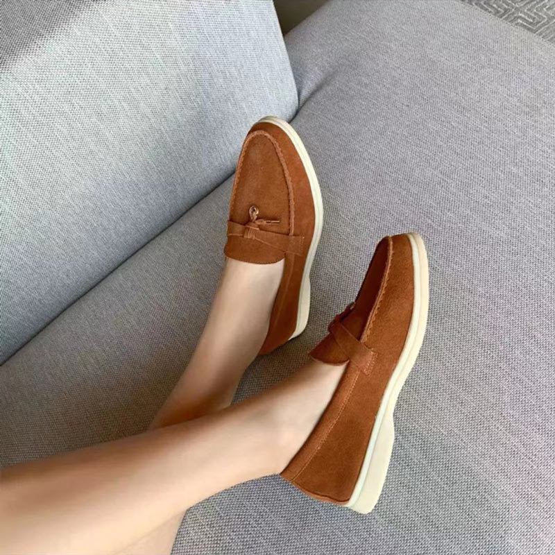 Vianne - Damskie eleganckie mokasyny w skórze zamszowej