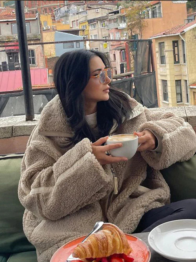 Daria – Płaszcz Teddy Oversize